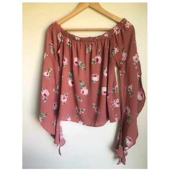 Ultra Flirt Juniors’ Printed Off-The-Shoulder Top - Picture 4 of 6